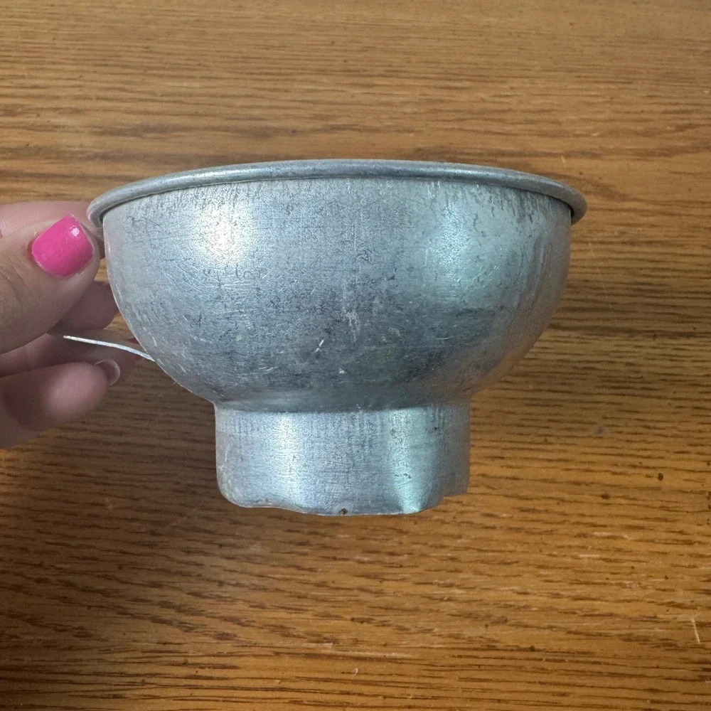 Vintage Aluminum Wide Mouth Canning Funnel with Side‎ Handle Silver Tone